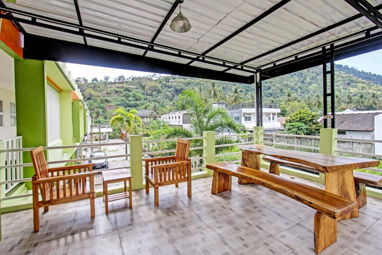Capital O 91384 Rintaka Residence Senggigi Ngoại thất bức ảnh